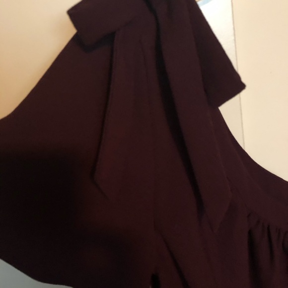 One shoulder shirt with bow - Picture 2 of 3